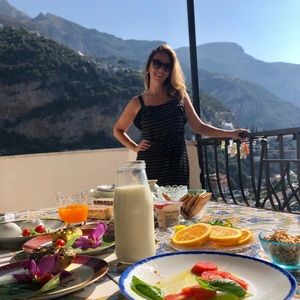 Black seersucker banana republic midi length dress